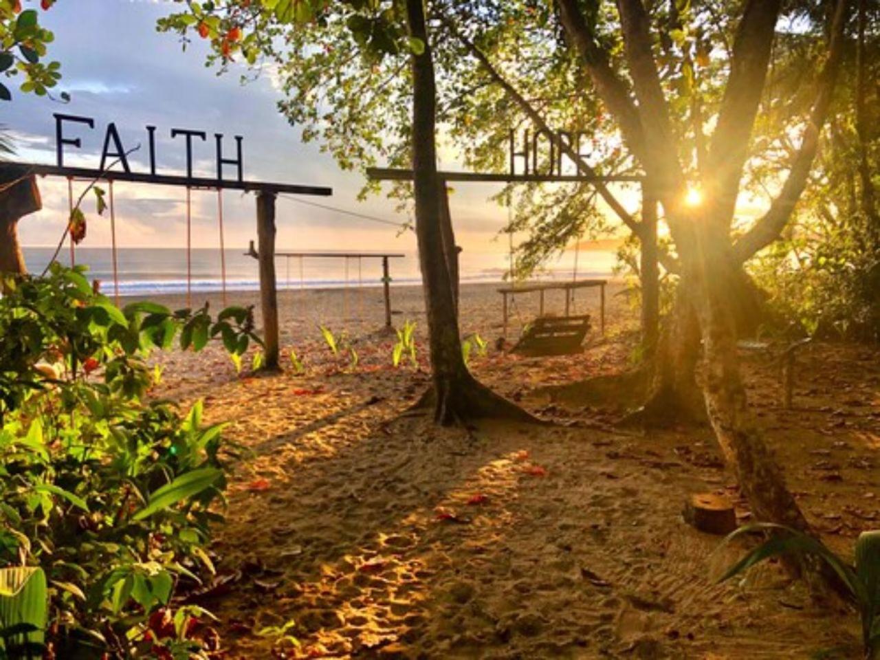Hotel Faith Glamping Dome Costa Rica Manzanillo  Exterior foto